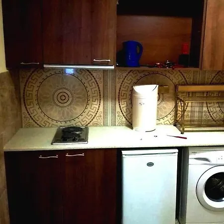 Versace Studio Grenada ساني بيتش